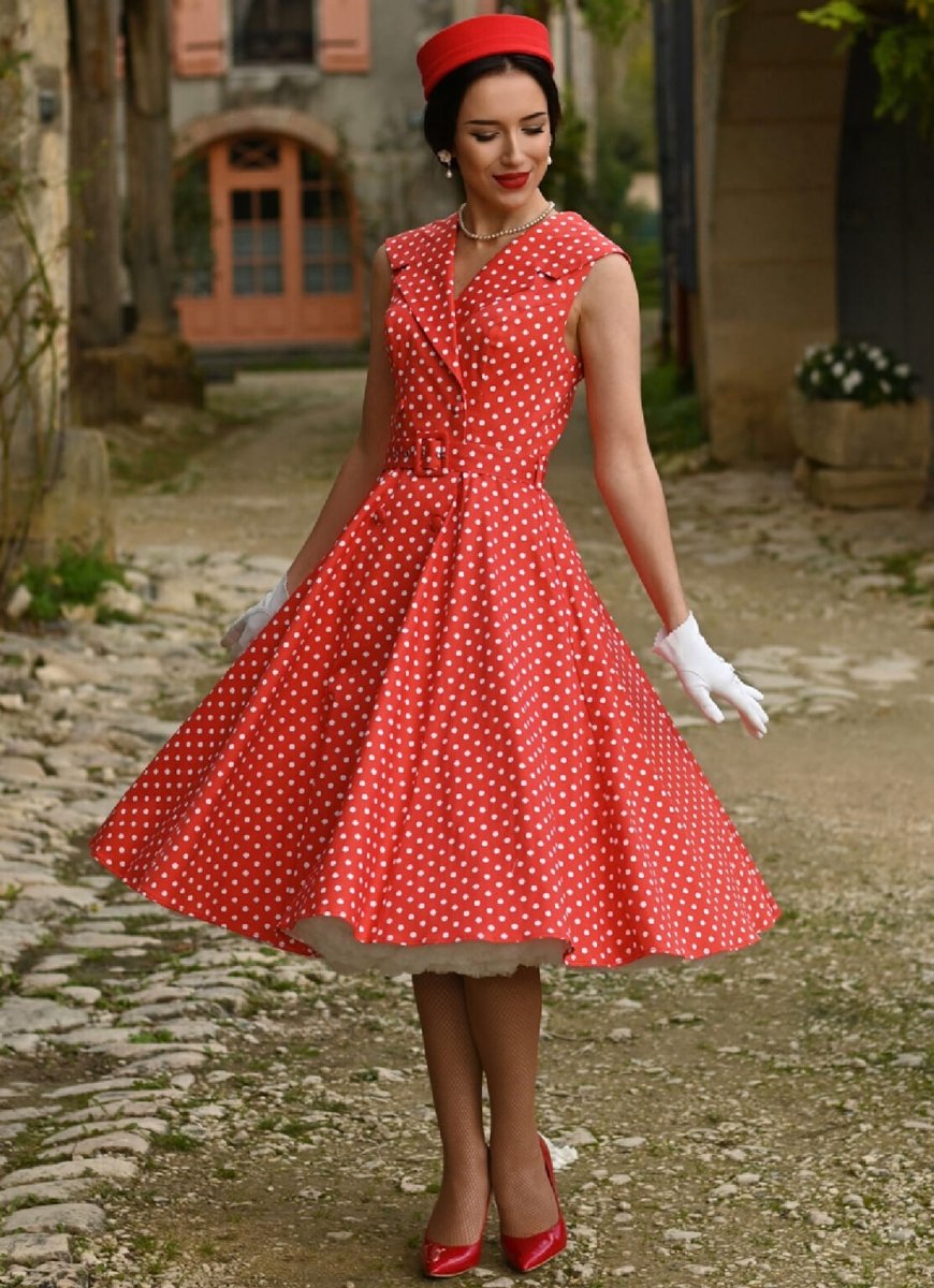 retro dress red roses polka dots Polka dots and a red lip make the Milly Dress a perfect nod to 1940s glamour, ready for any occasion