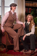 The Watchmaker’s Waistcoat in Rust & Tan, am Model, Ansicht 3