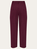 Dorothy Tapered Trousers in Burgundy von Weekend Doll, Freisteller Rückseite