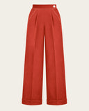 1940s Hepburn Pleated Trousers in Terracotta von House of Foxy, Freisteller Vorderseite