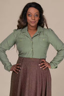 Loyal Land Girl Shirt in Salbeigrün | Emmy Design | Damenbluse - Bright House Vintage