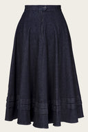 The Tireless Trailblazer Skirt aus Bio - Denim | Emmy Design | Damenrock - Bright House Vintage